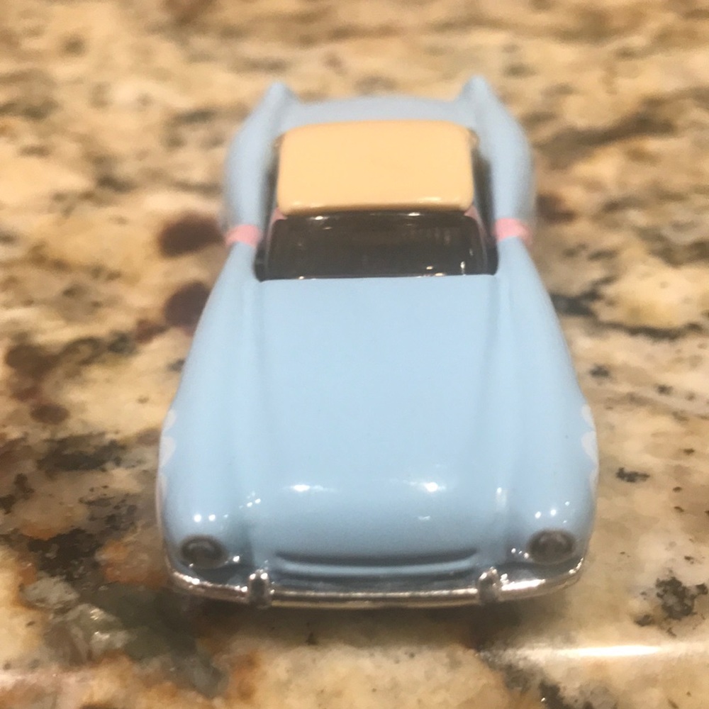 Near mint condition little bo peep toy story hot wheels car 2018 toy story four - Picture 1 of 5